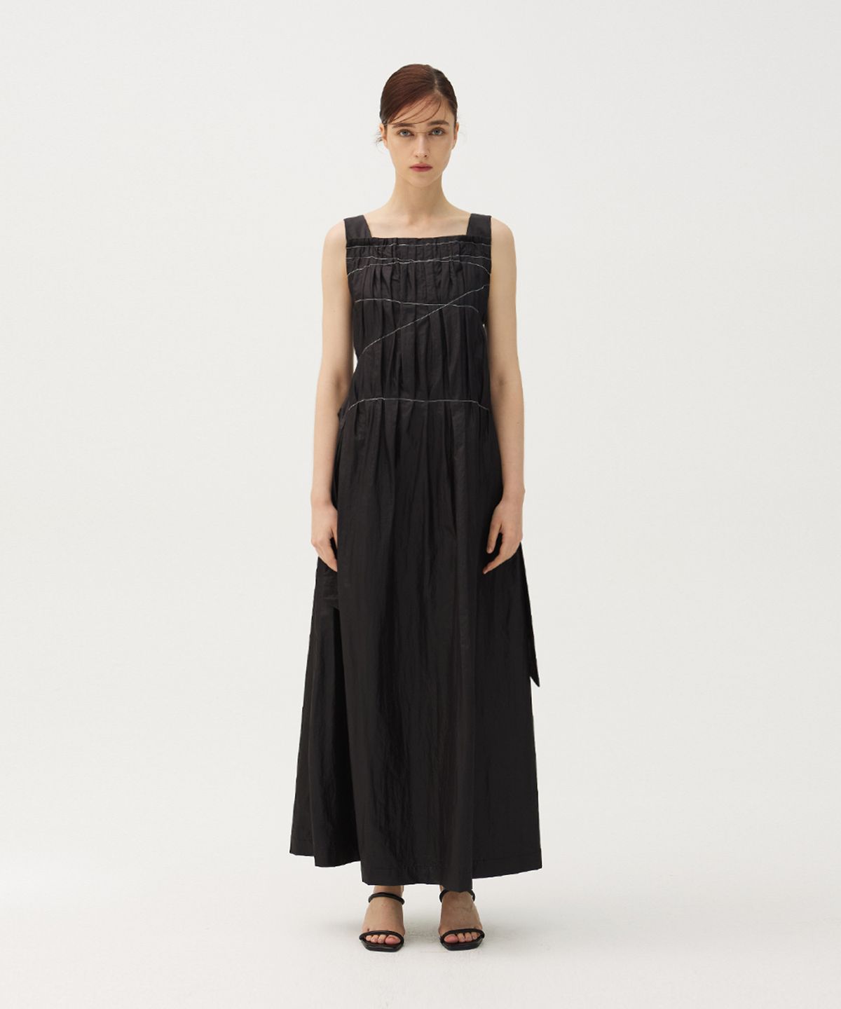 므아므(MMAM) Maxi doodle pleated dress