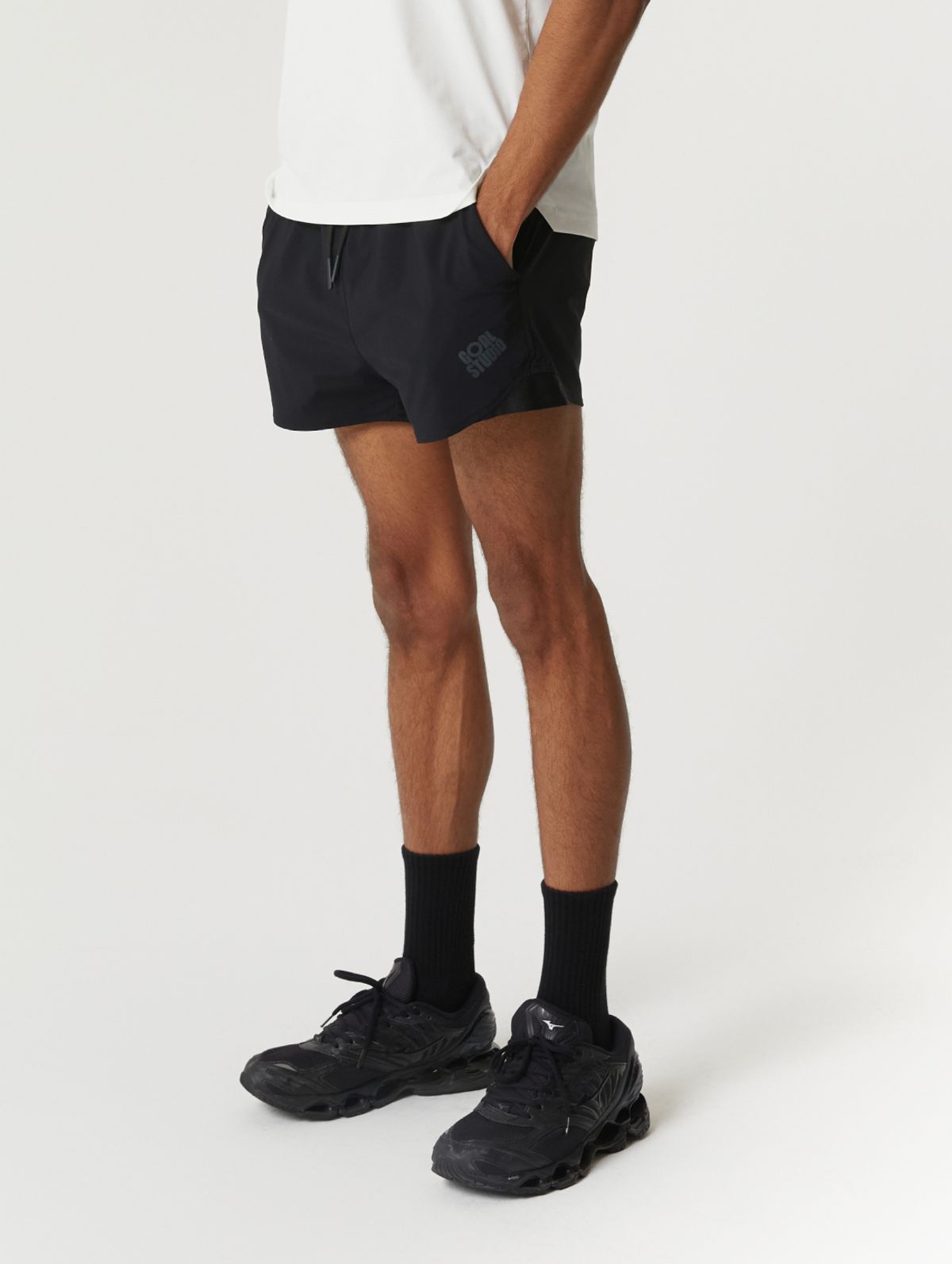 골스튜디오(GOALSTUDIO) MS AIR THROUGH SHORTS-BLACK