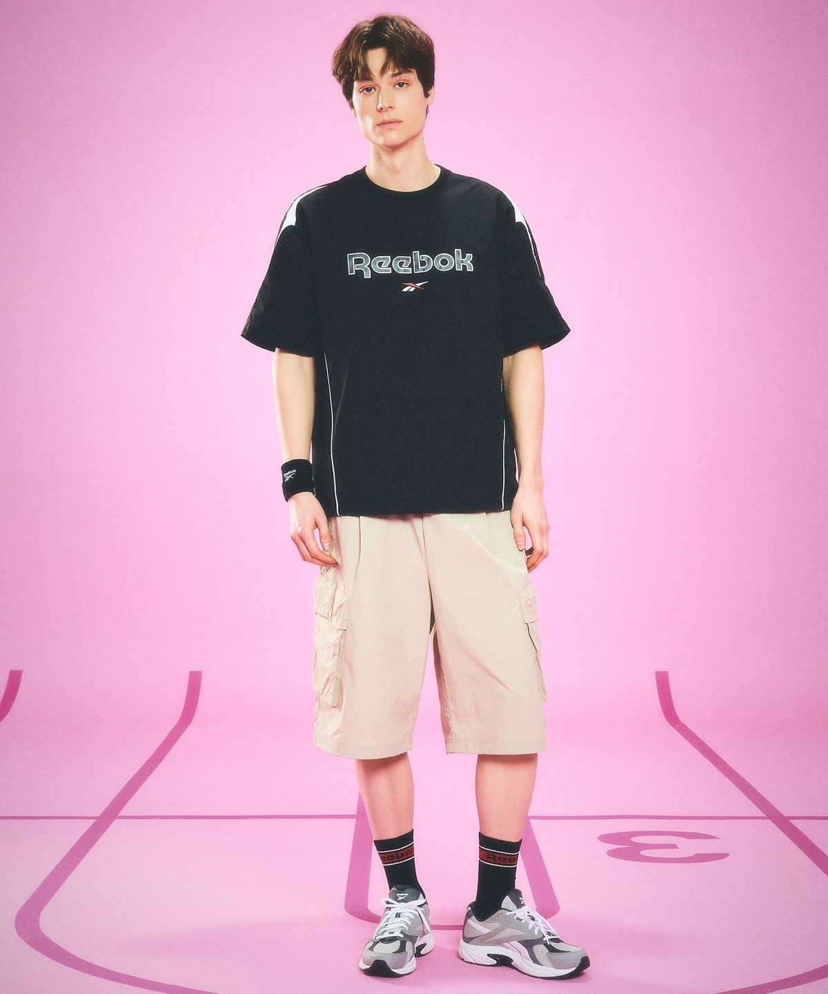 리복(REEBOK) 나일론 버뮤다 카고 쇼츠 - 베이지