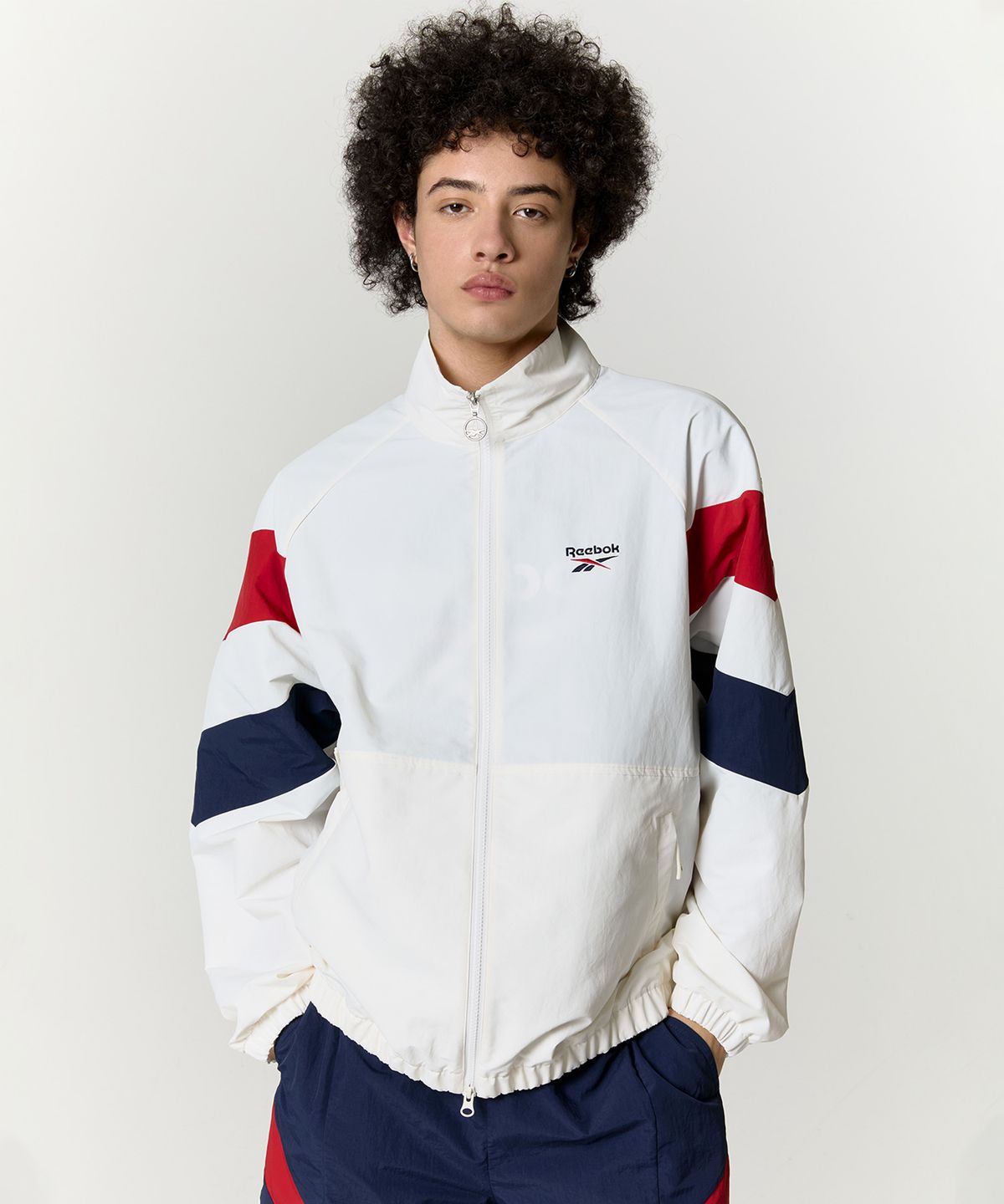 리복(REEBOK) DNA 윈드 브레이커 - 화이트