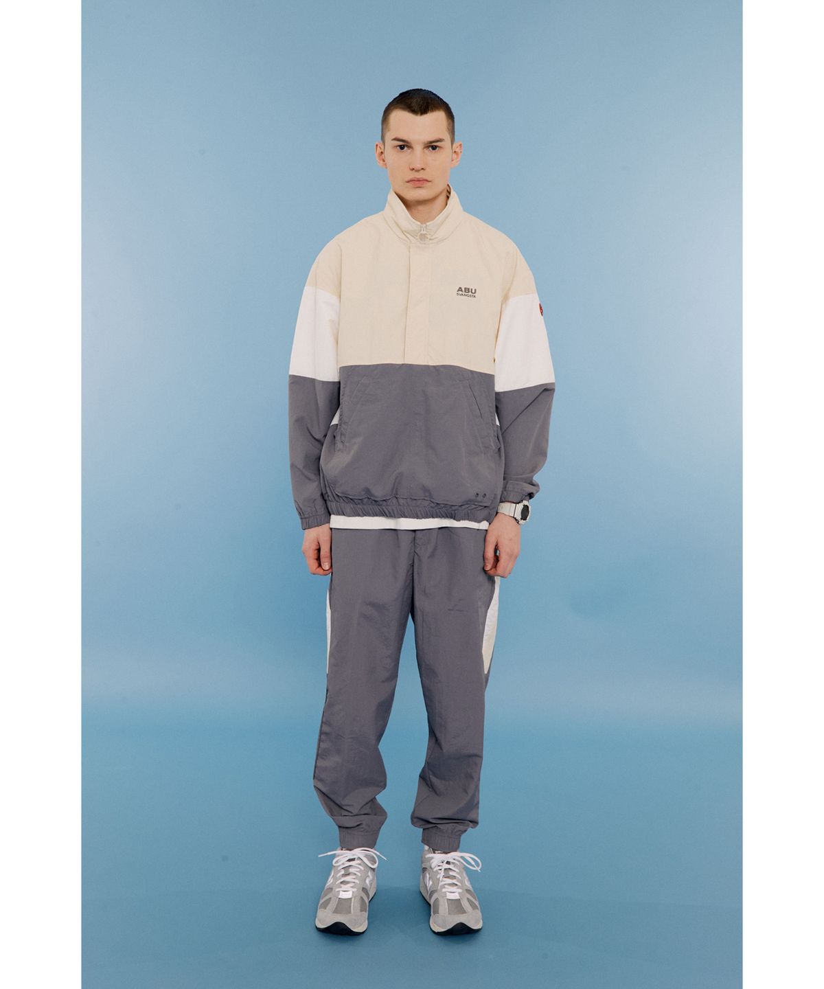 아부가르시아(ABU GARCIA) 웜업 아노락 LIGHT BEIGE