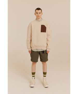 부클 자수 맨투맨 LIGHT BEIGE