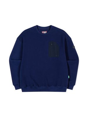 부클 자수 맨투맨 NAVY