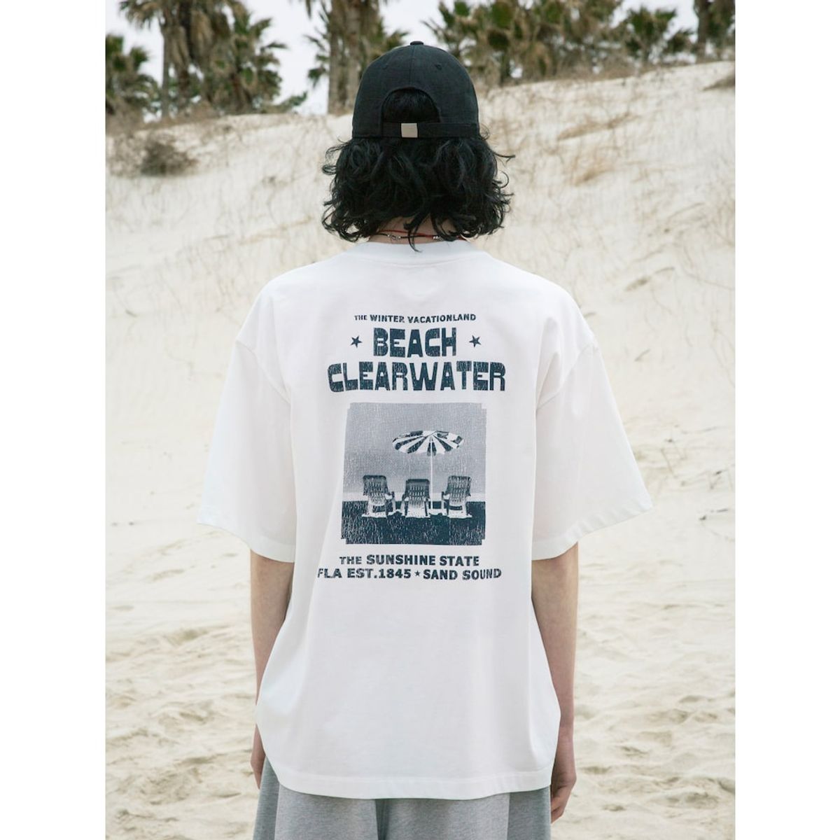 샌드 사운드(SAND SOUND) (UNISEX) 비치 그래픽 오버핏 반팔 티셔츠  아이보리