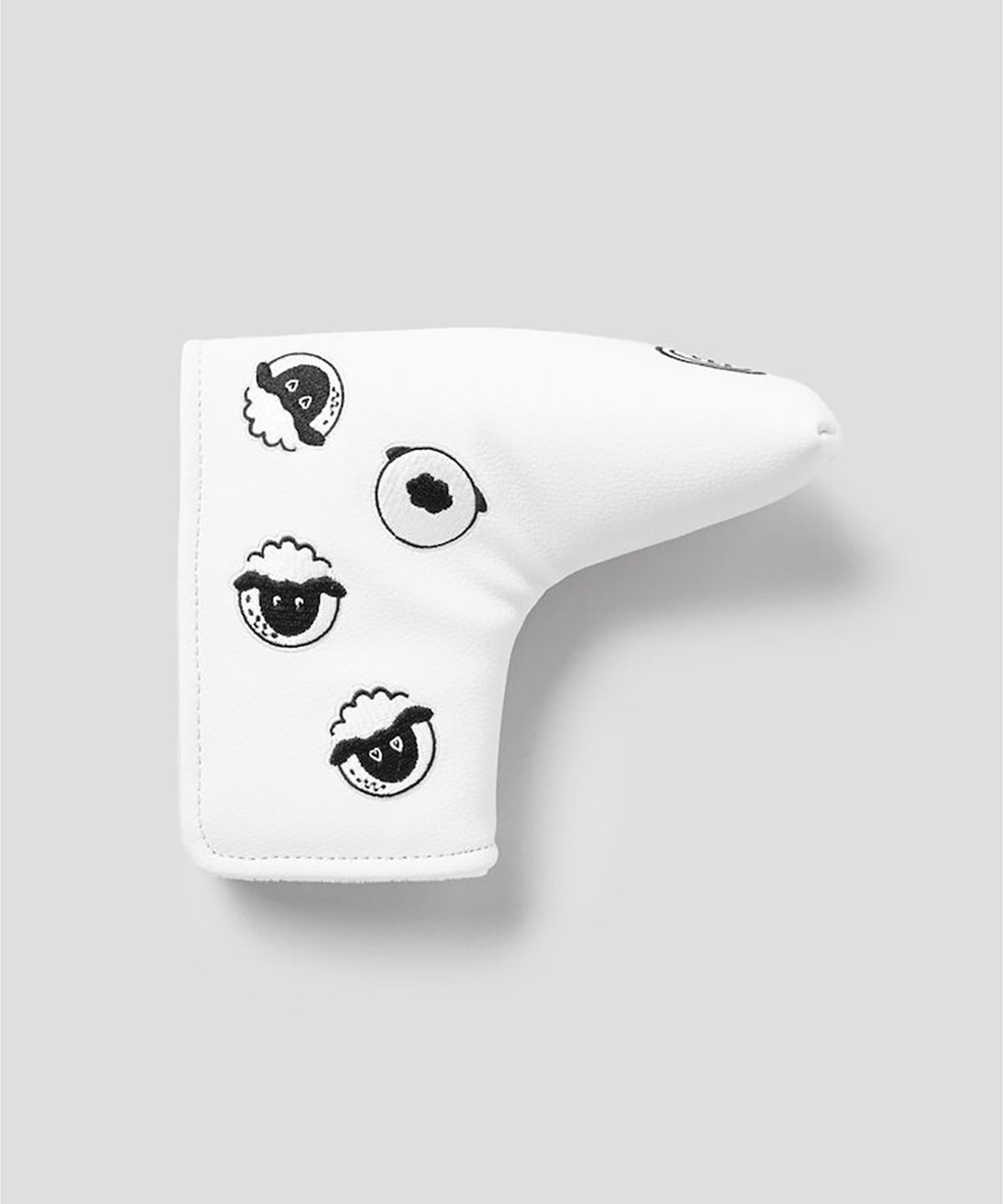빈폴 액세서리(BEANPOLE ACCESSORY) 검은코양 블레이드 퍼터 커버 - 아이보리
