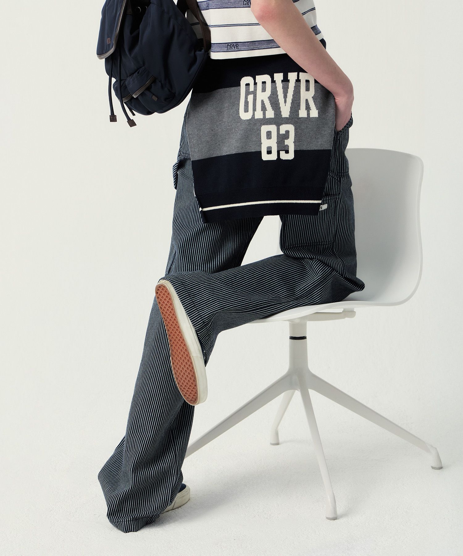 ★2025SS新作★GROVE★SIENNA SHAWL MUFFLER MUSINSA | GROVE SIENNA SHAWL MUFFLER (NAVY)