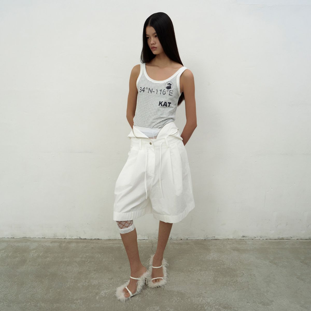 엘씨디씨티엠(LCDC™) DRAWSTRING POCKET SHORTS (WHITE)