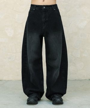 아크 커브드 데님 팬츠 [워시드 블랙]