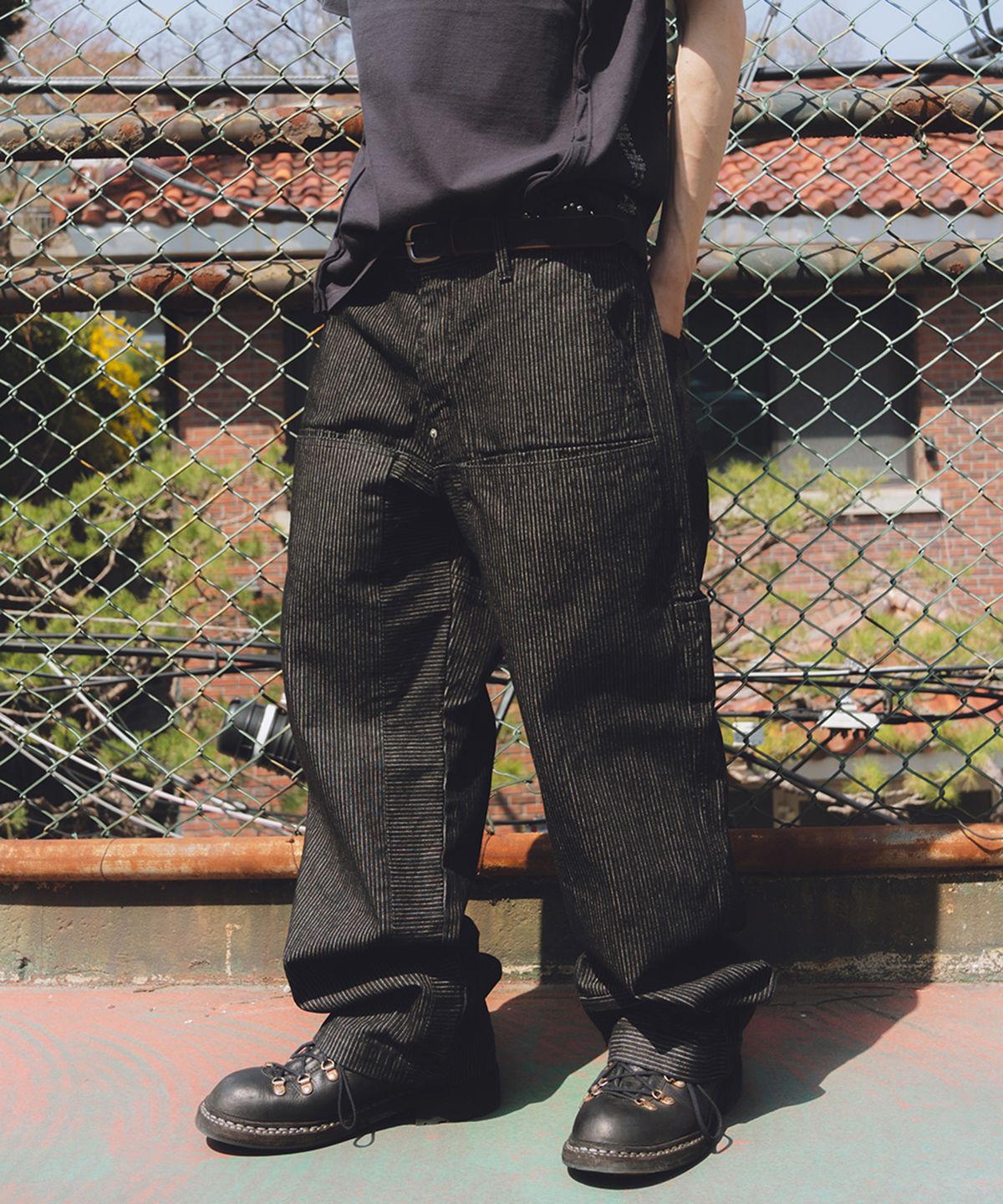 카락터(KARACTOR) Stripe denim pants / Black