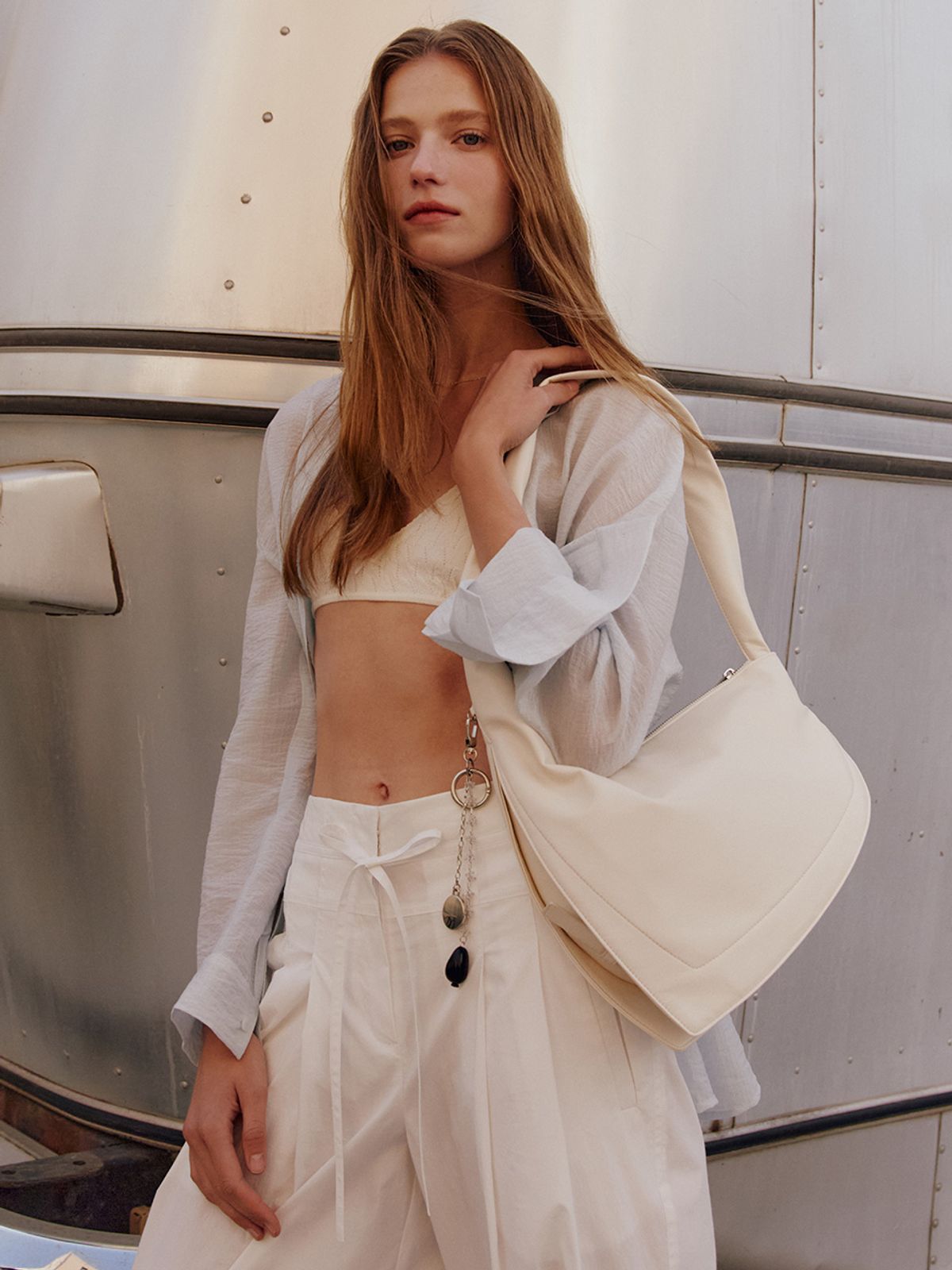 레이브(RAIVE) Ray Shoulder in Ivory UB5SB081-03