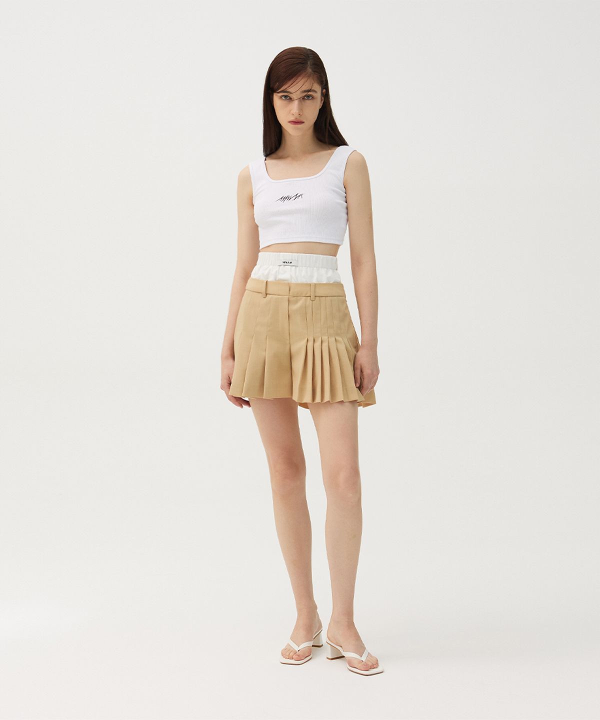 므아므(MMAM) Layered pin tuck shorts