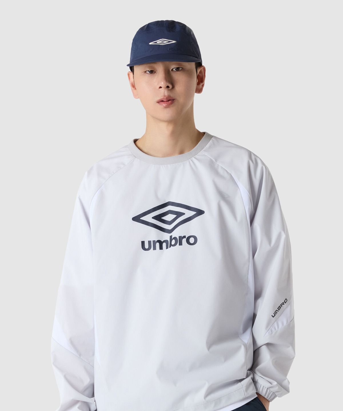 엄브로(UMBRO) 더블컷 긴팔 피스테 그레이(UQ221SWT53)