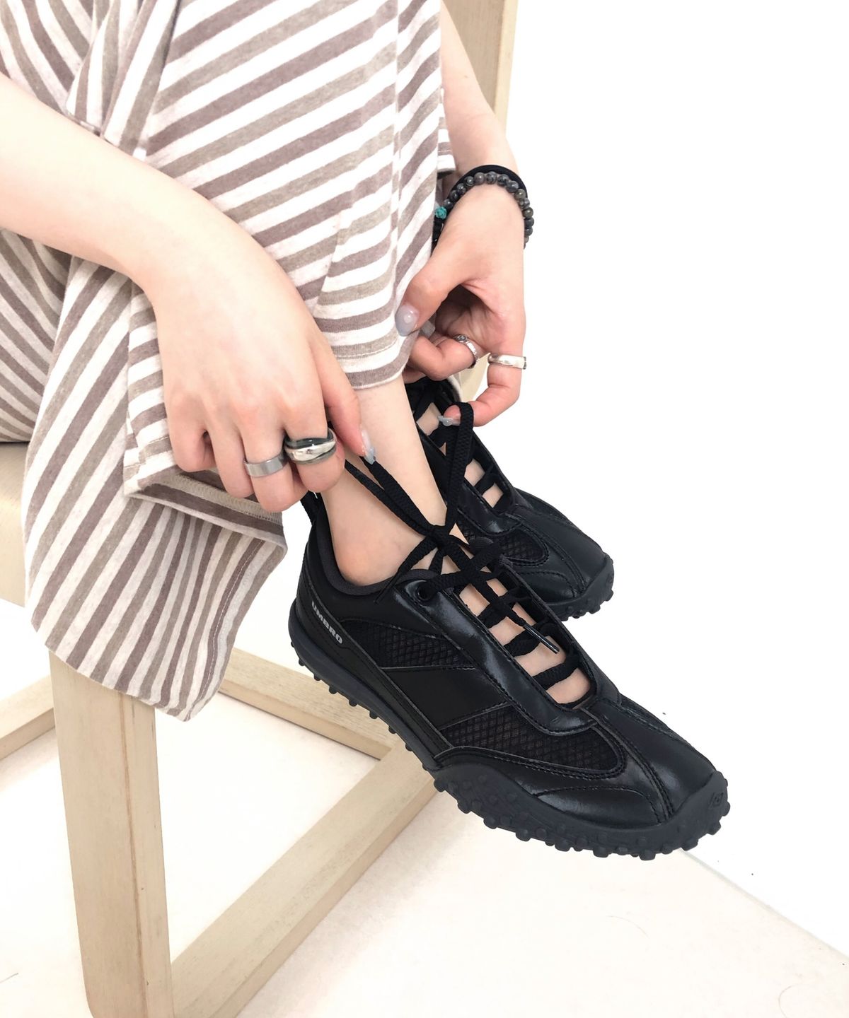 엄브로(UMBRO) MAEVE (메이브) 블랙(UQ223ESA48)