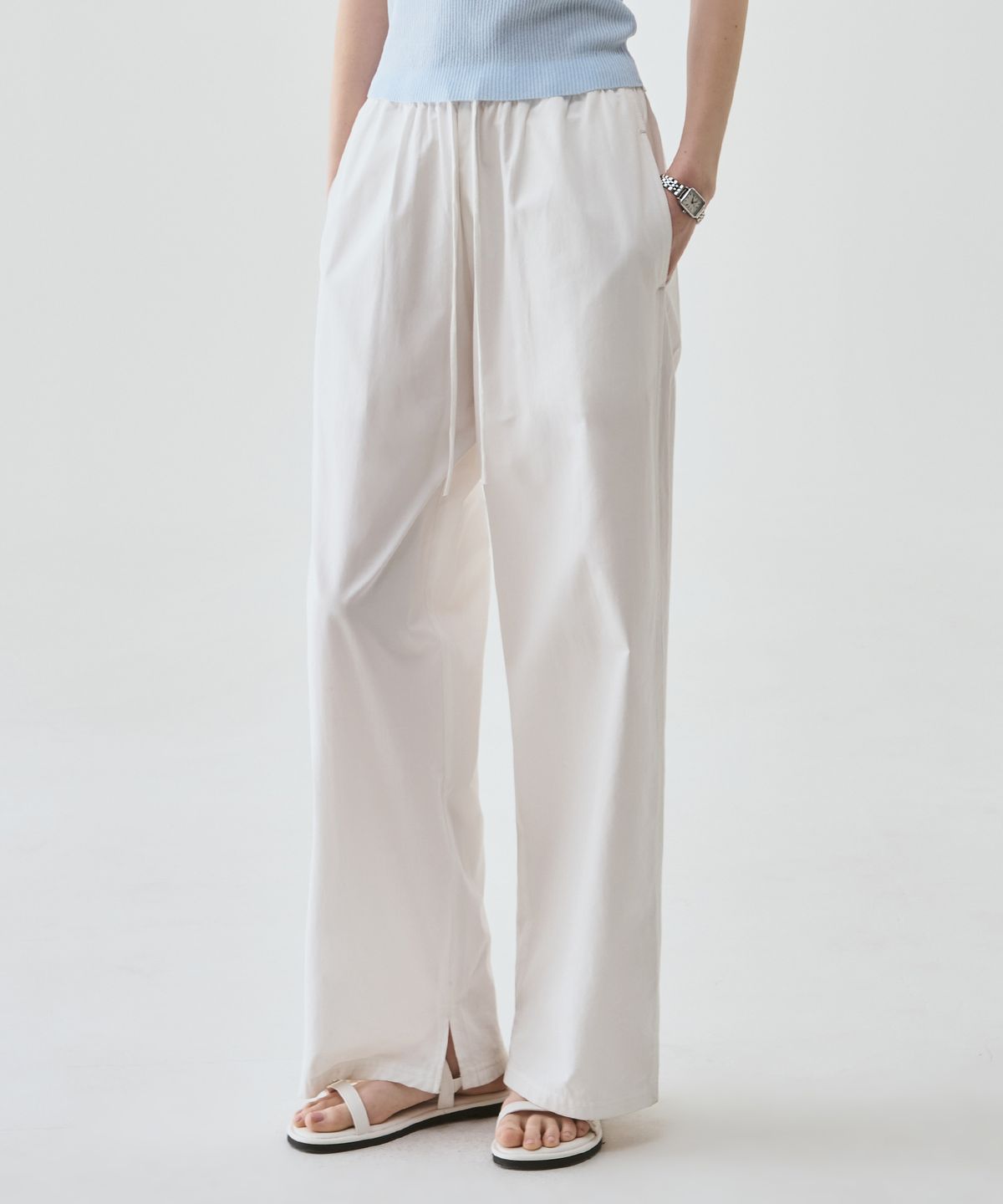 드로우핏 우먼(DRAWFIT WOMEN) 슬릿 코튼 밴딩 팬츠 [IVORY]