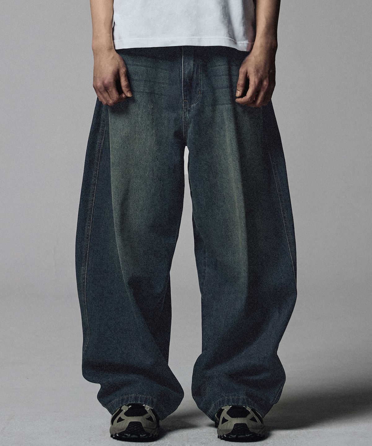 낫포너드(NOT4NERD) Linen Like Curved Semi Wide Denim Pants - Deep Blue