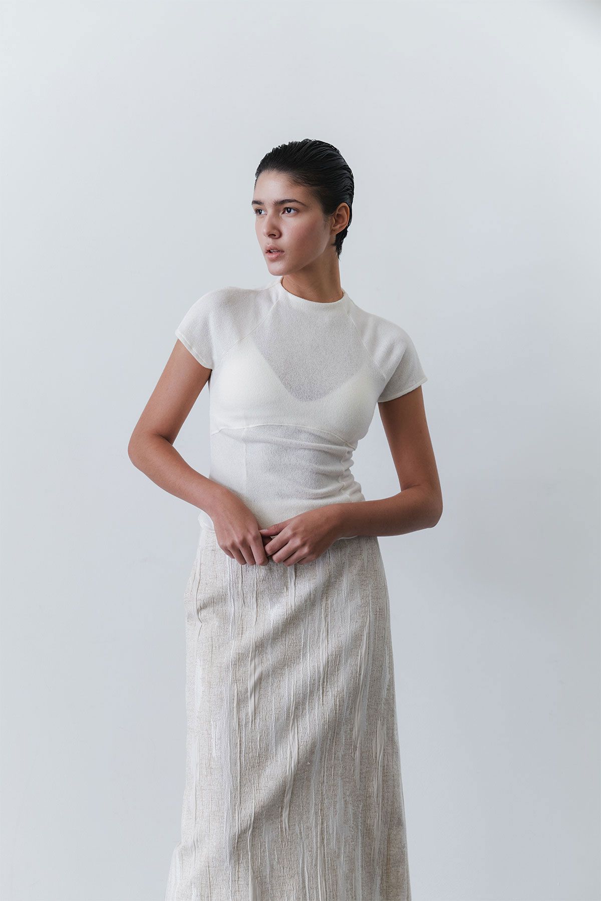 콥키노(KOBKINO) BUSTIER KNIT TOP (CREAM)