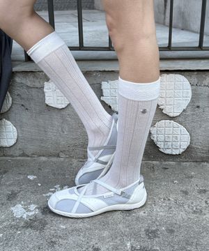 로마리 밴딩 플랫 스니커즈 FLOTFA1W13