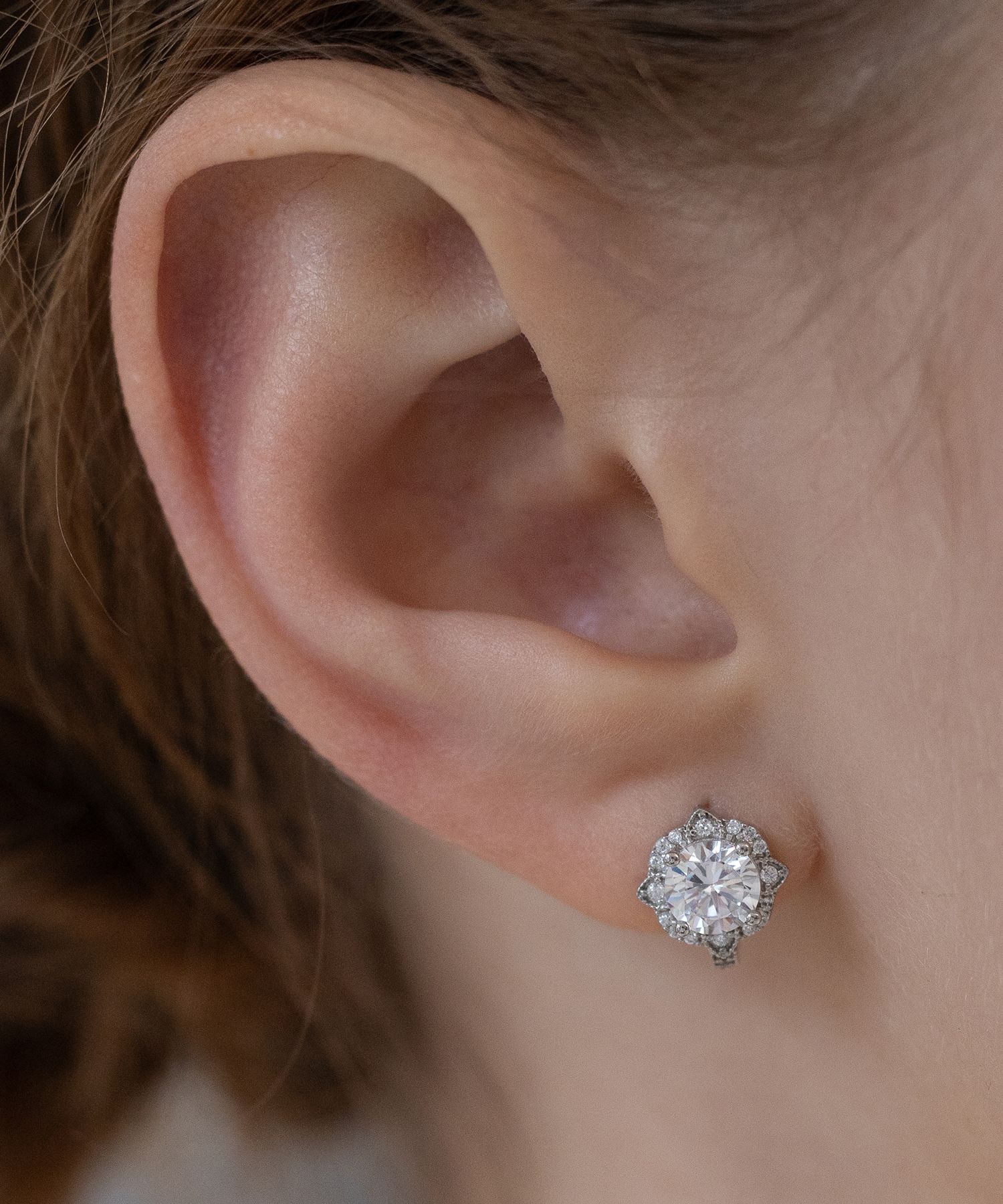 【TATIANA】Lustre Bloom Cushion Hoop Earring EC3187〜ピアス MUSINSA | TATIANA (Silver 925) Rust Bloom Cushion Hoop