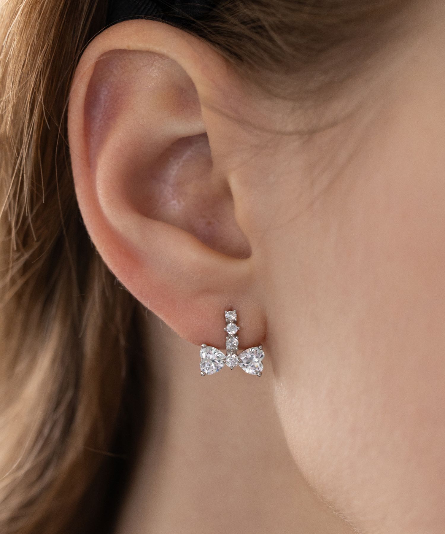 MUSINSA | TATIANA (Silver 925) Radiance Ribbon Hoop Earrings