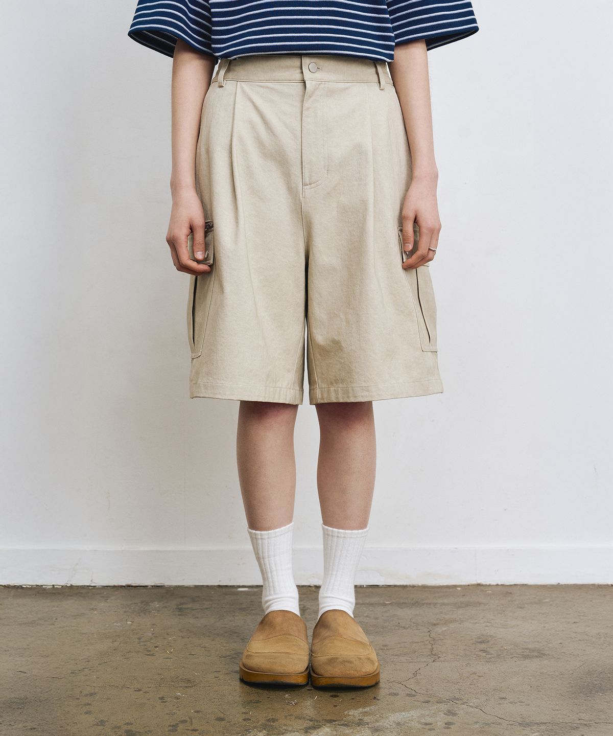 엘엠알(LMR) 피그먼트 카고 버뮤다 팬츠 BEIGE