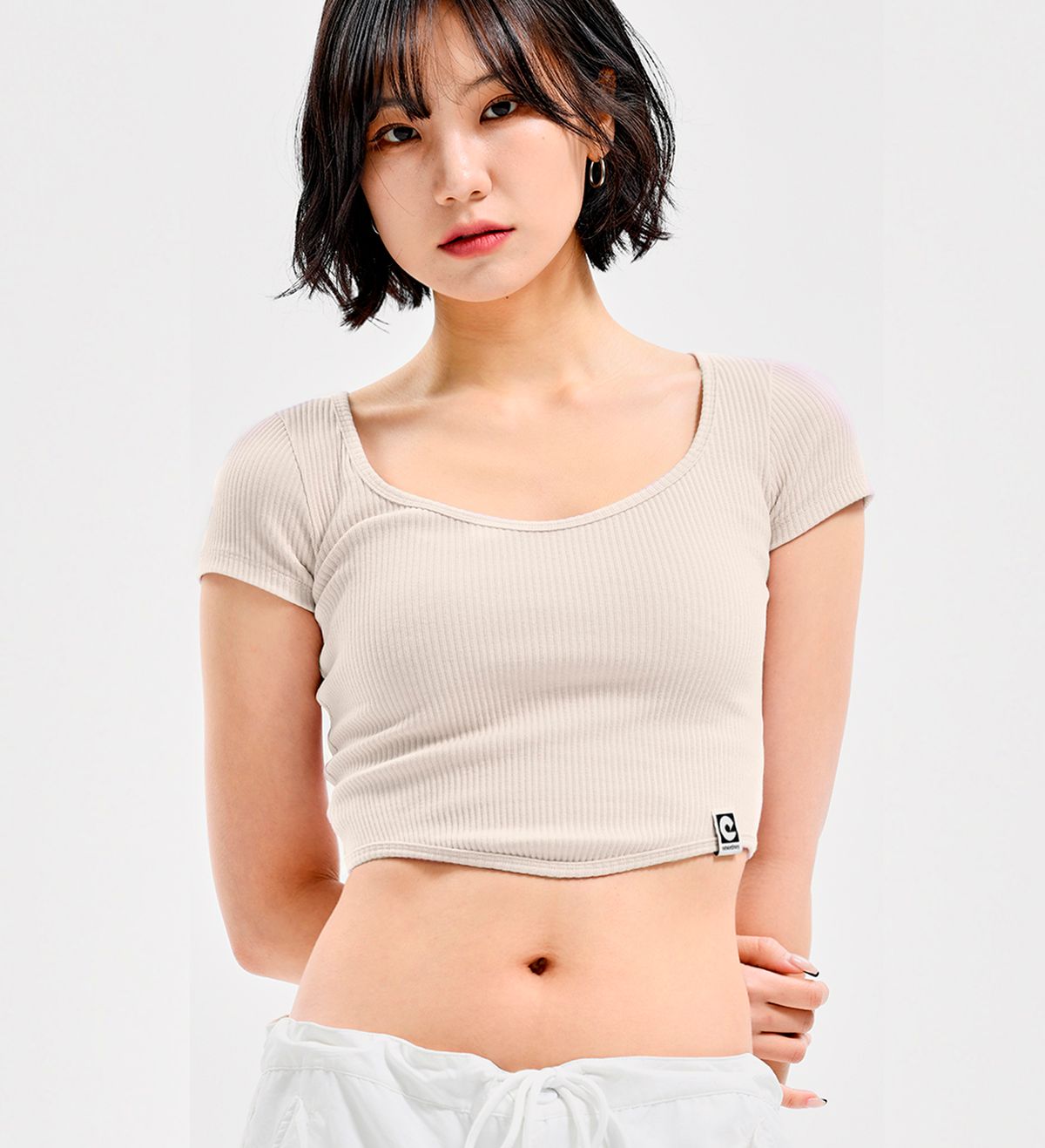 엑스트라오디너리(EXTRAORDINARY) W RIBBED TEE IVORY