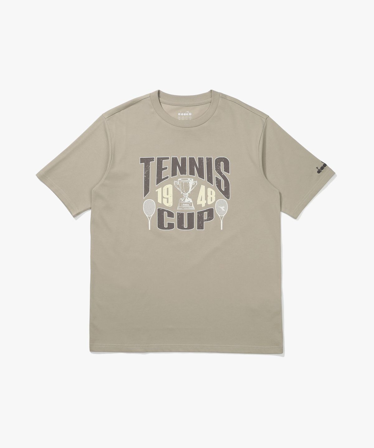디아도라(diadora) 아카이브 테니스 그래픽 반팔 티셔츠 BEIGE