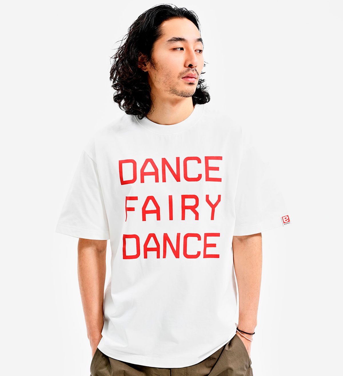 엑스트라오디너리(EXTRAORDINARY) DANCE FAIRY DANCE TEE OFF WHITE