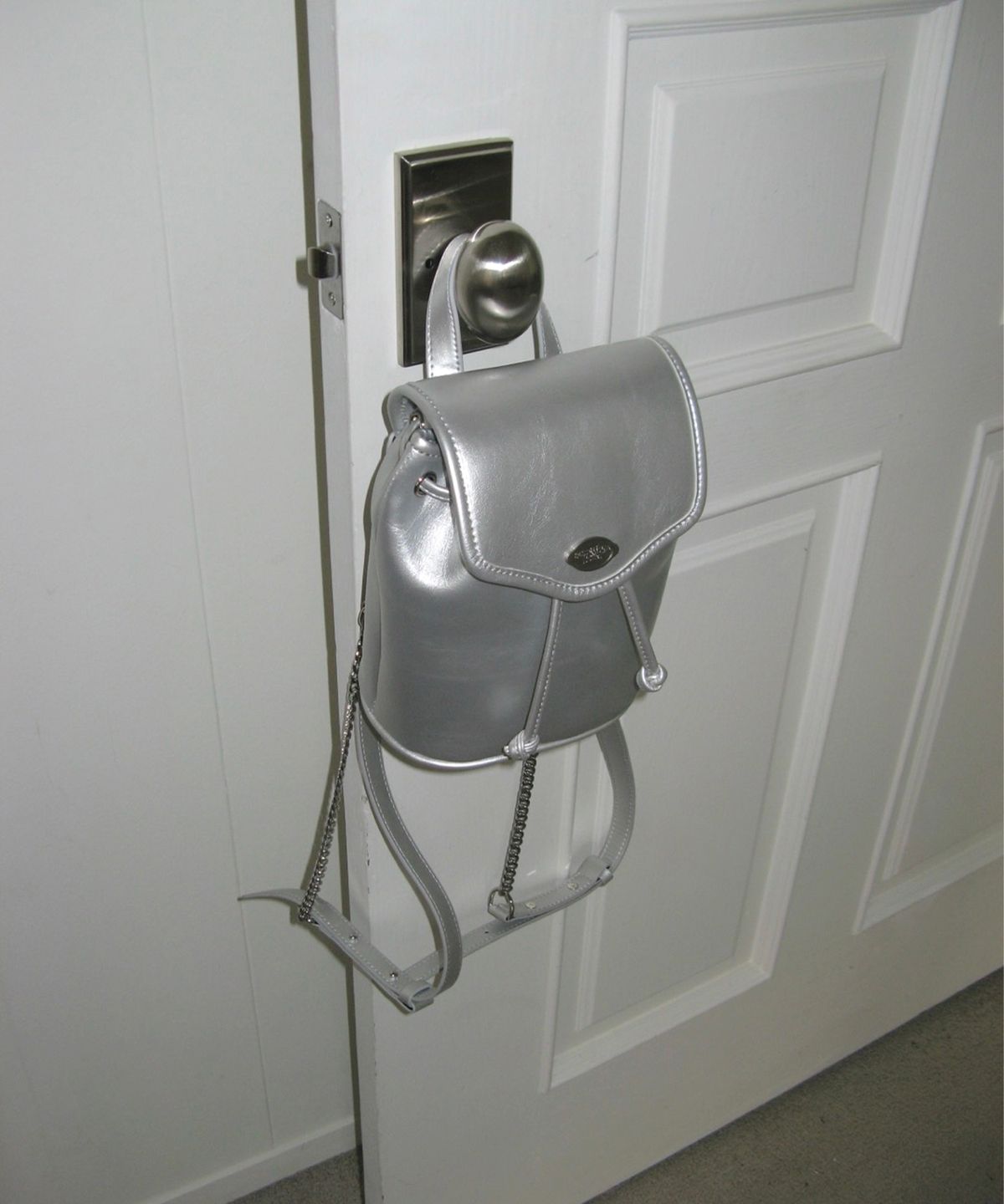 썸웨어버터(SOMEWHEREBUTTER) Mini Fle Backpack - Silver