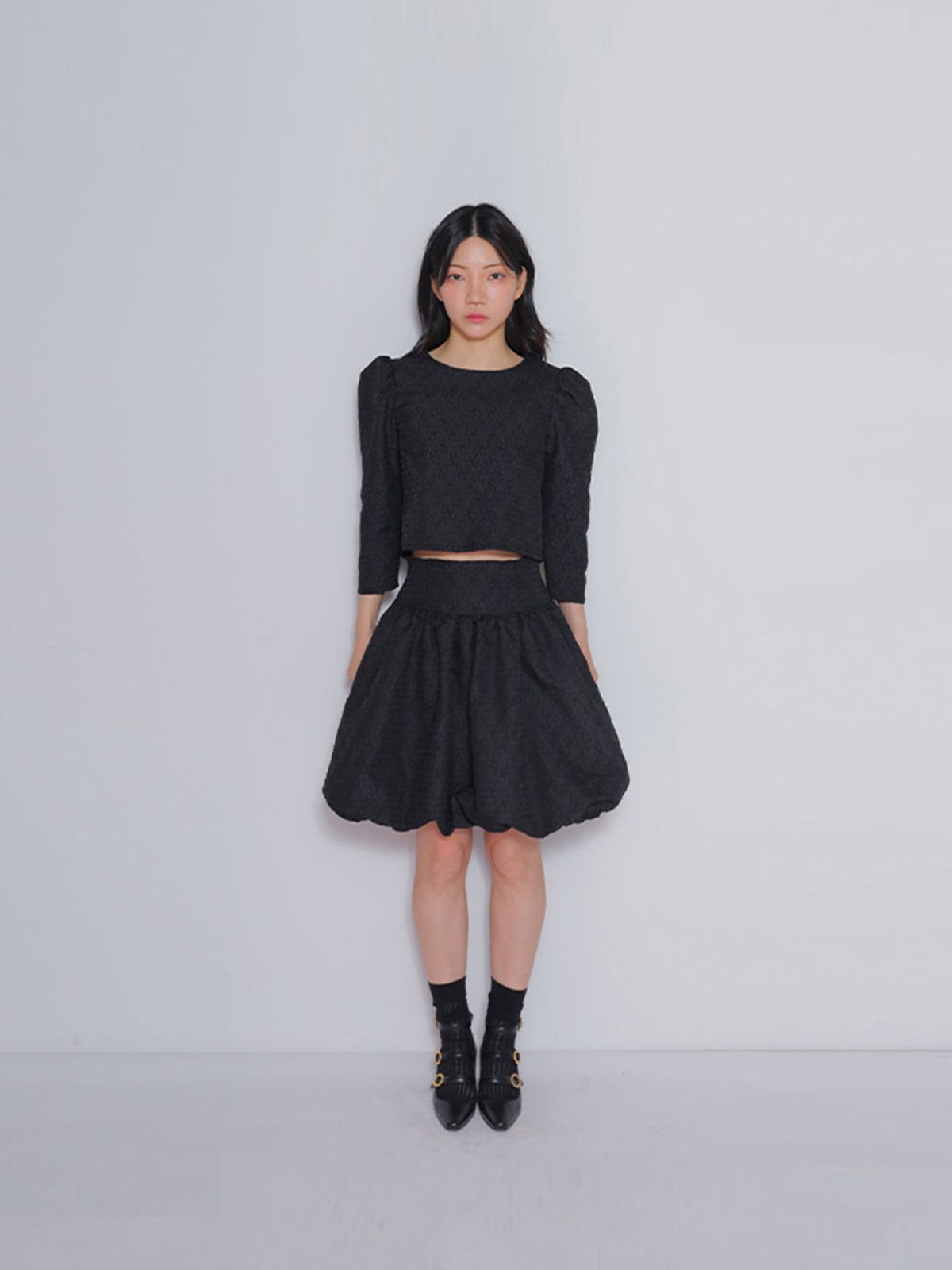 봄날 부티크(BOMNAL BOUTIQUE) 클로버 스커트_블랙