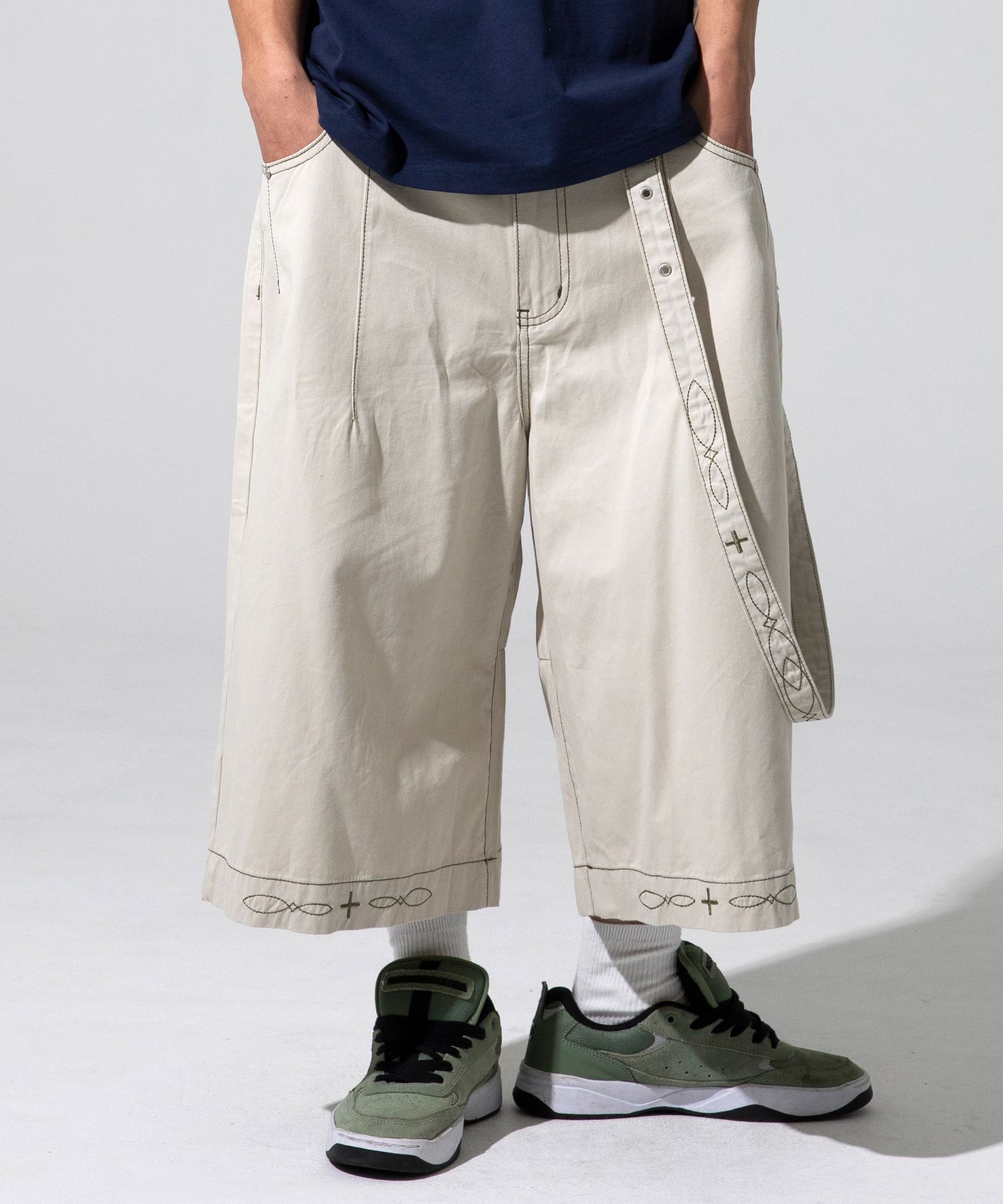 ★25SS新作★XTONZ★RUNAKIHU EMBROIDERED COTTON BERMUDA PANTS MUSINSA | XTONZ XP285 WESTERN CHAIN BERMUDA COTTON PANTS
