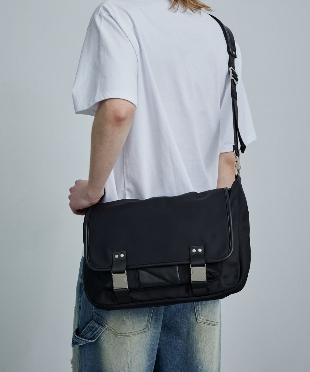 【MAISON MINED】25SS★ TWO BUCKLE STRAP HOBO BAG MUSINSA | MAISON MINED TWO BUCKLE STRAP HOBO BAG
