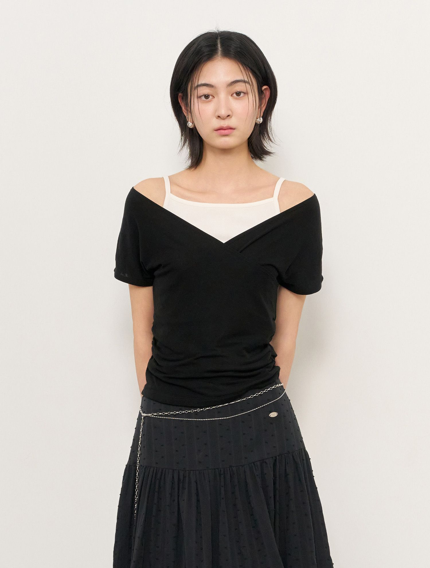 ★GENERAL IDEA★ WOMAN Acetate V-neck Shirring Short Sleeve MUSINSA | GENERAL IDEA Acetate V-neck Shirring Short Sleeve