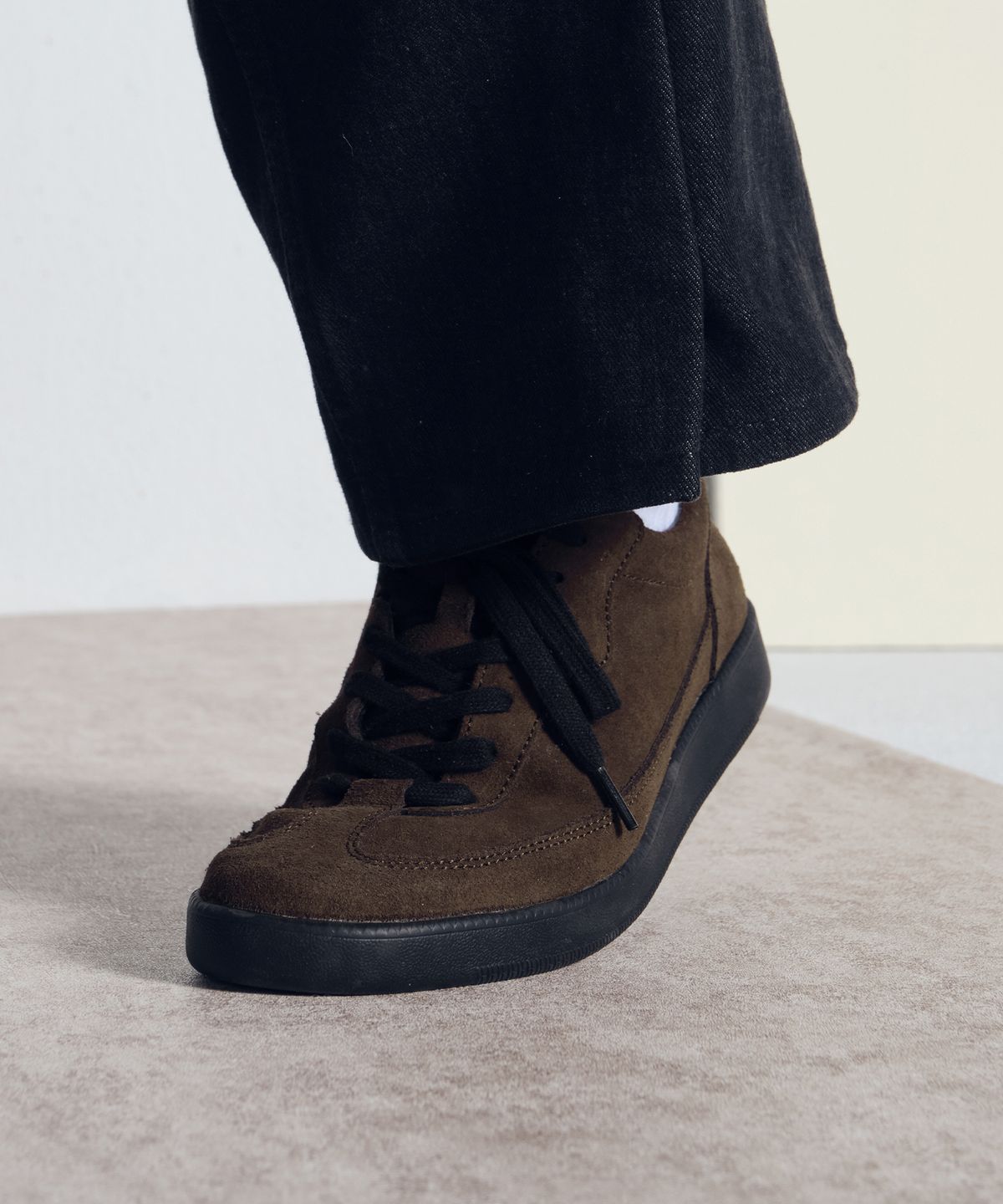 식스핏(6FT) RAZOR SNEAKERS (CHOCO BROWN)
