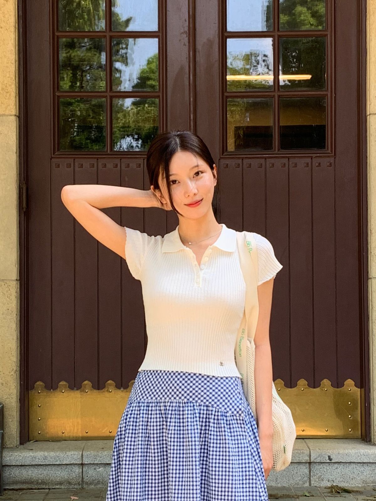 비플랫 베네통(Bb' BENETTON) 비비 립 스트레치 반팔 카라 니트 (White)