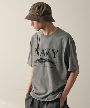 네이비 웨일 그래픽 반팔티셔츠 (KHAKI)