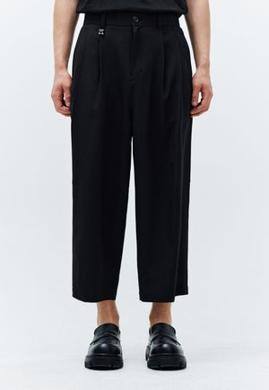 뉴 커브 크롭 팬츠 블랙 ZH3PT335BK