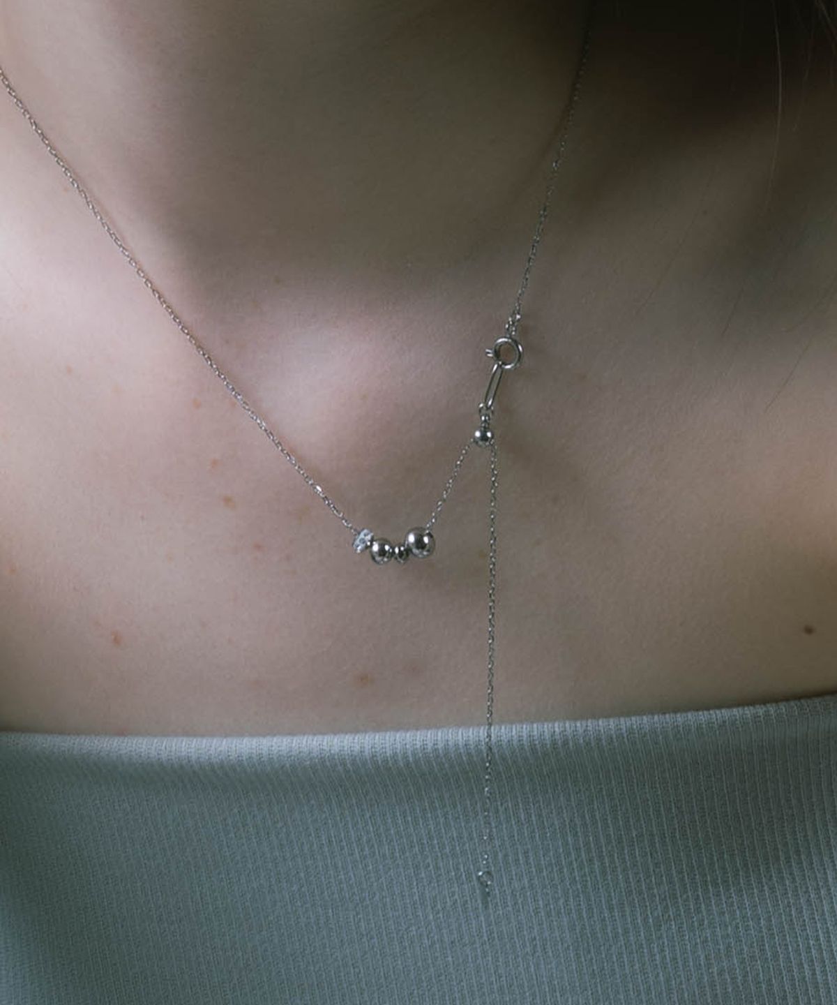 펄리모어(PEARLY MORE) 볼 바이 볼 데일리 목걸이_PM25N016SS