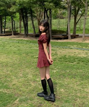 BASIC OFF-SHOULDER DRESS WINE