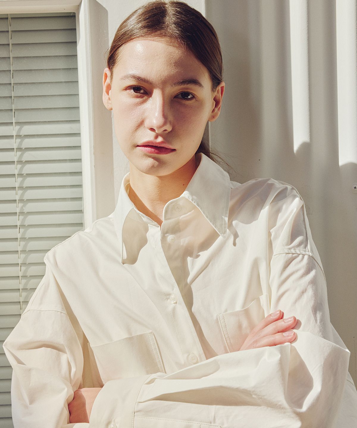 제이바이라라(JBYRARA) 와이드 포켓 오버핏 셔츠_화이트