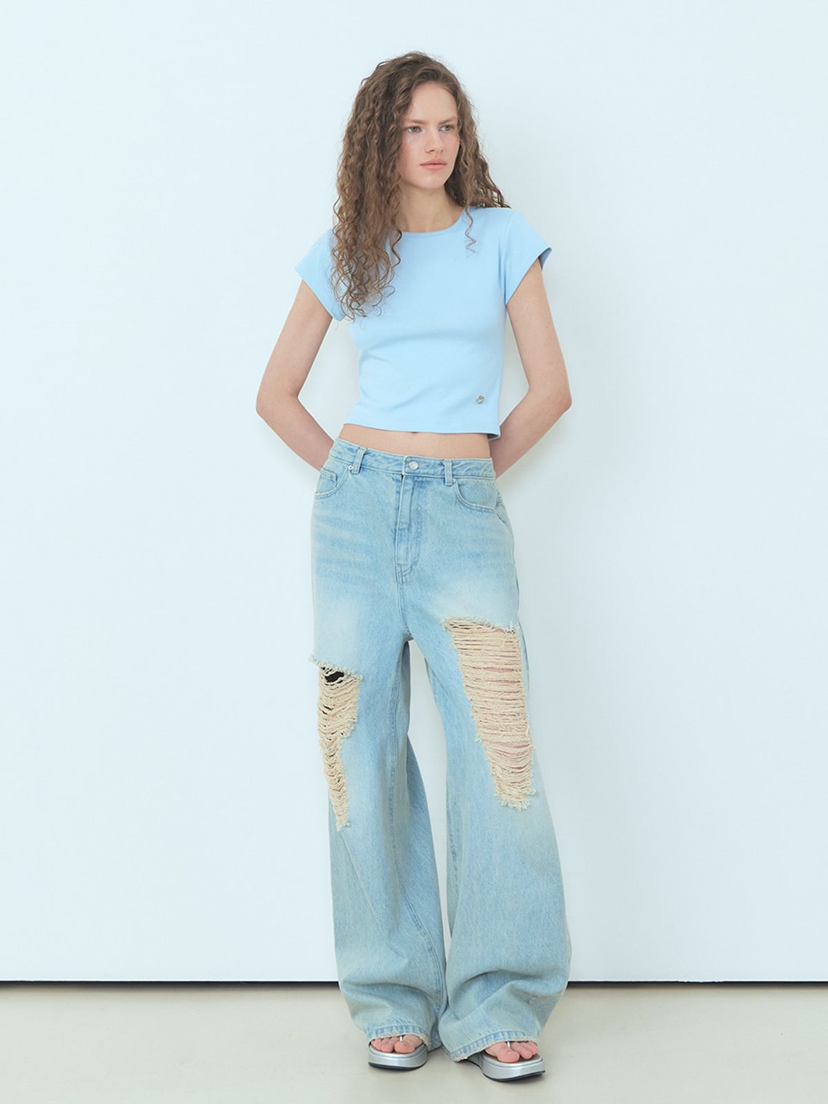 에트몽(ETMON) Cap Sleeve T-Shirt Sky Blue