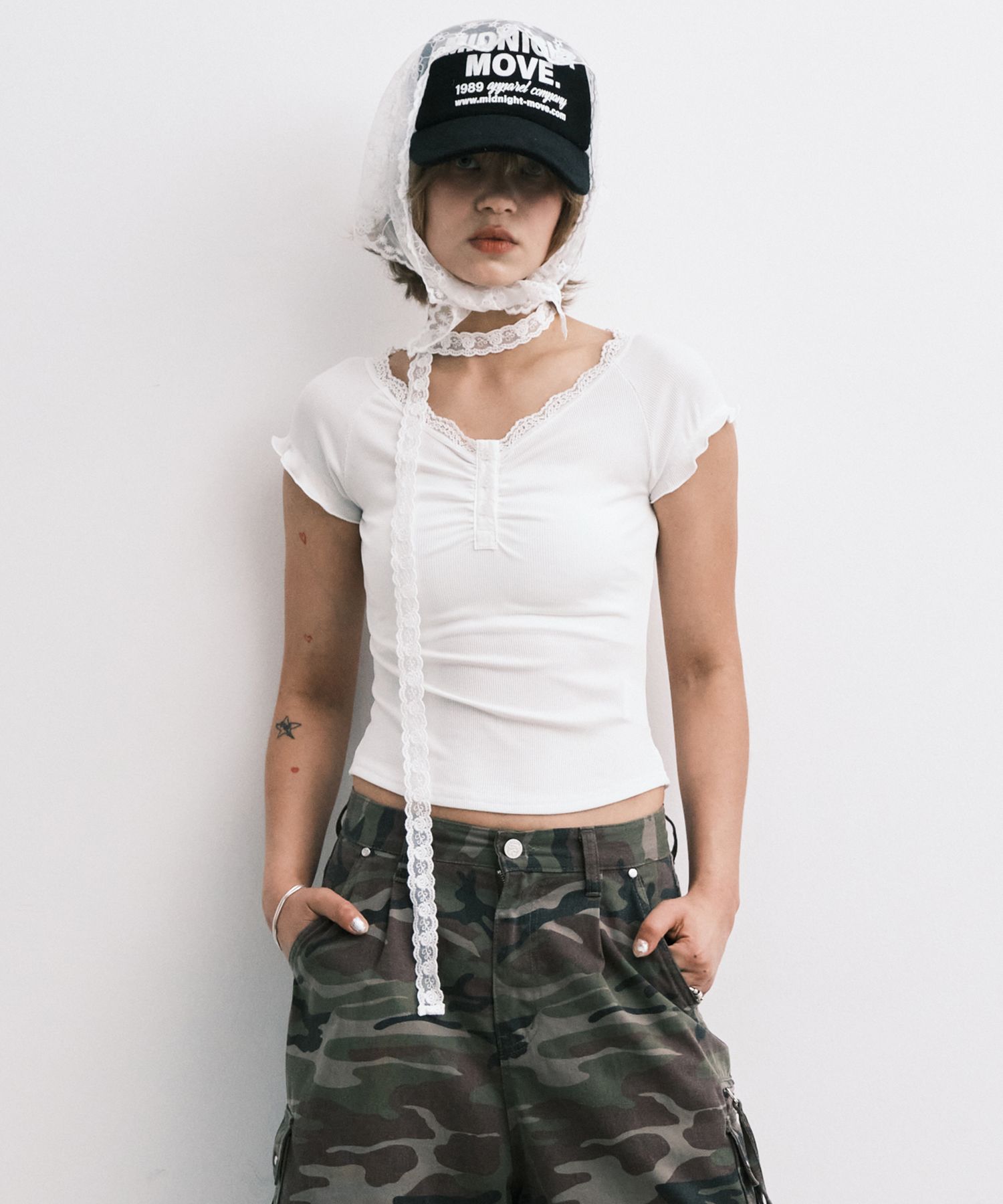 MUSINSA公式 | MIDNIGHT MOVE lace sc t (white)