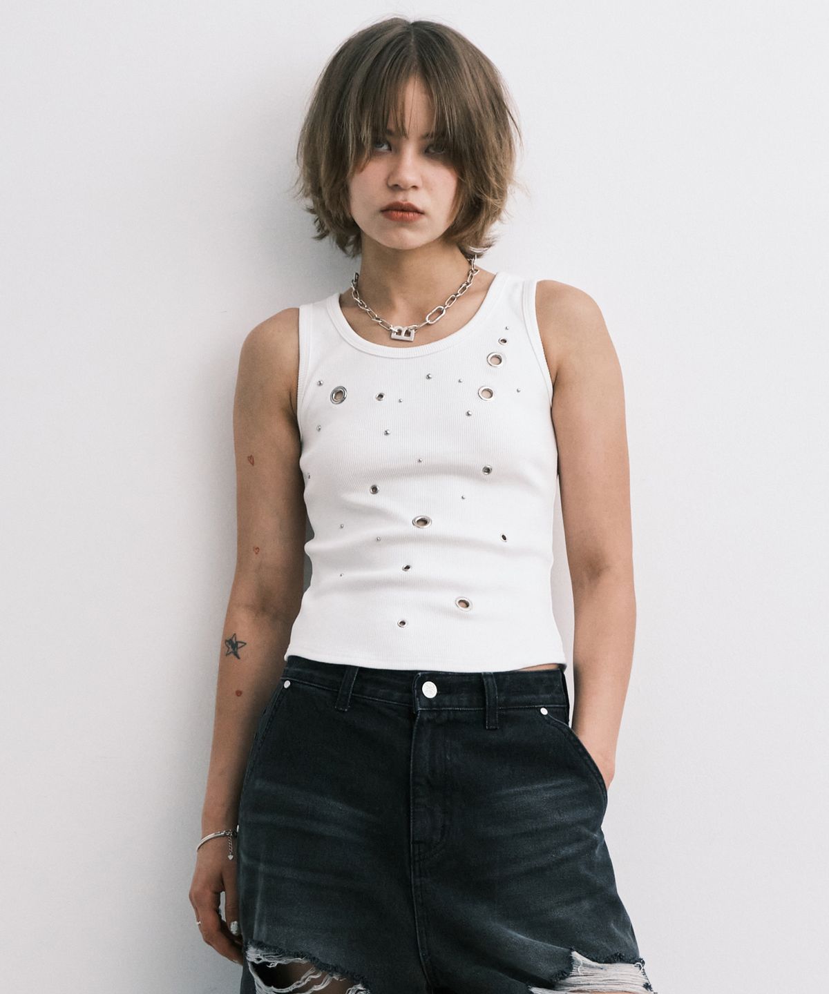 미드나잇 무브(MIDNIGHT MOVE) 3 eyelet top (white)