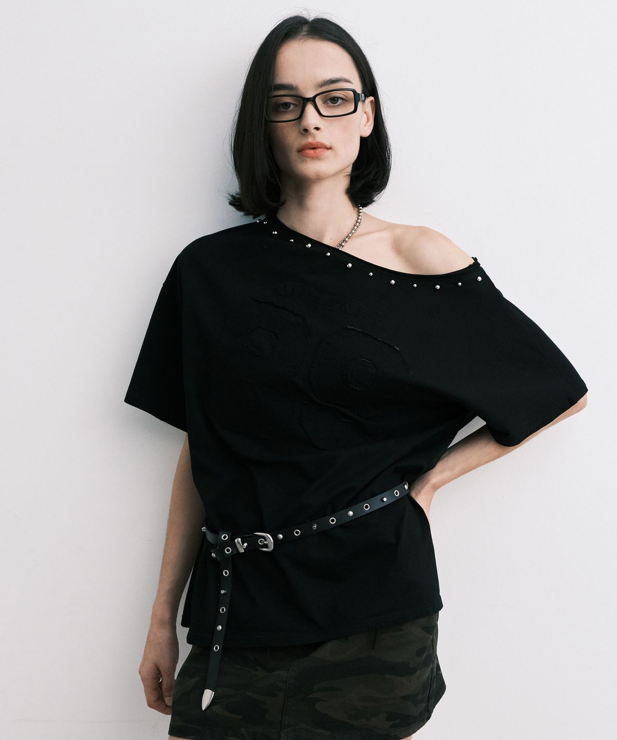 미드나잇 무브(MIDNIGHT MOVE) 89 rivet t (black)