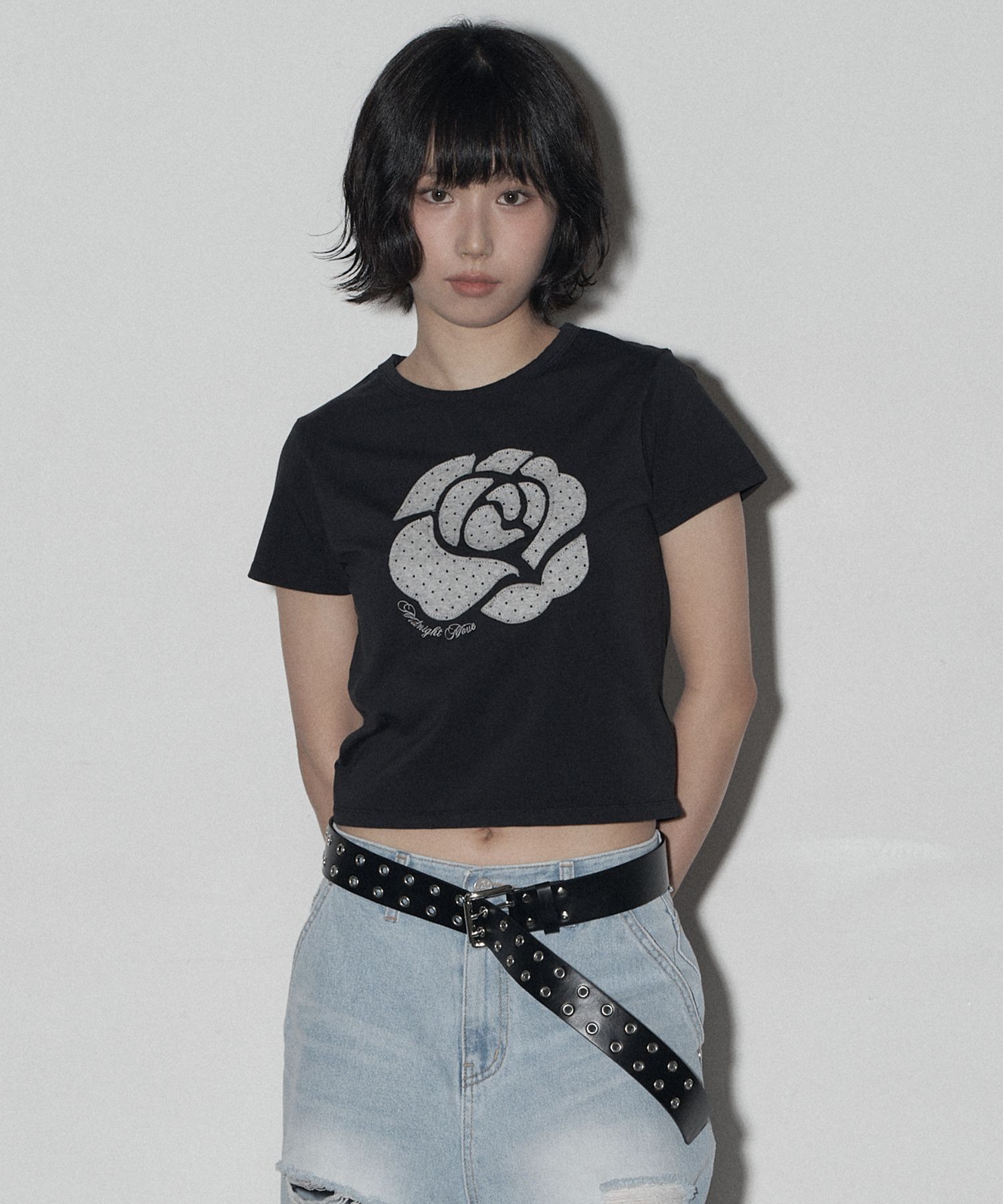 【MIDNIGHT MOVE】dot rose t Tシャツ ★韓国人気★ 追跡付 MUSINSA公式 | MIDNIGHT MOVE dot rose t (black)