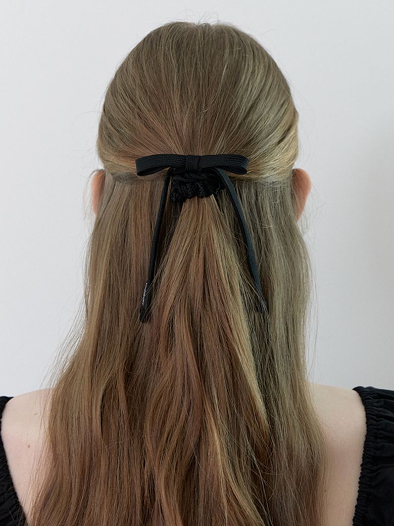 essential ribbon line scrunch - black