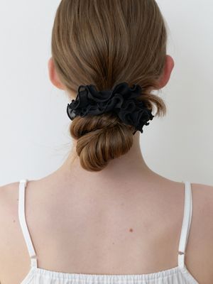 airy blooming scrunch - black