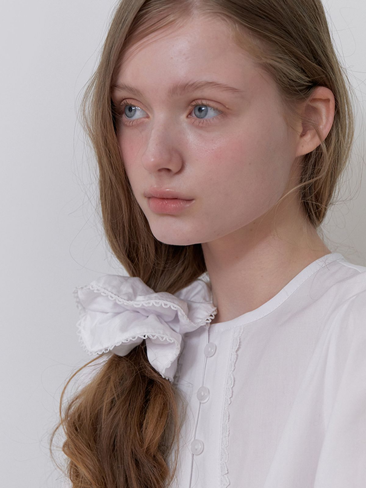 카인더베이비(KINDABABY) petit lace scrunch - white