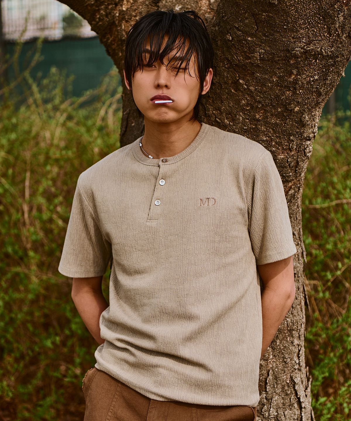 미드선(MIDSUN) Giovane Slant Henley Neck-Beige