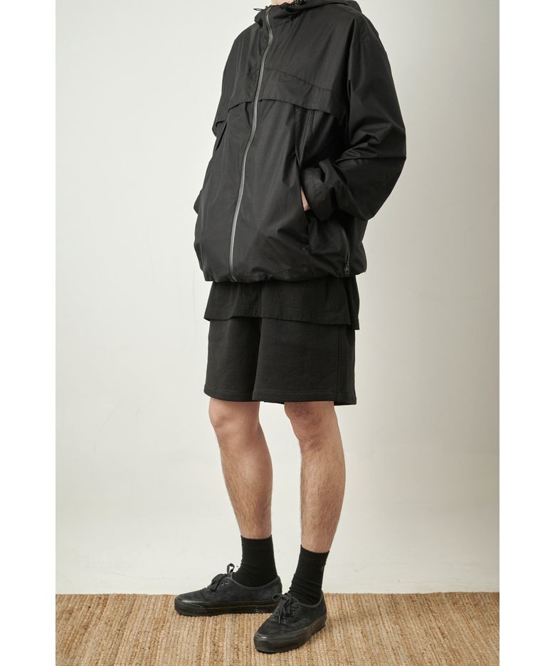 Coverstitch Sweatshorts - Black