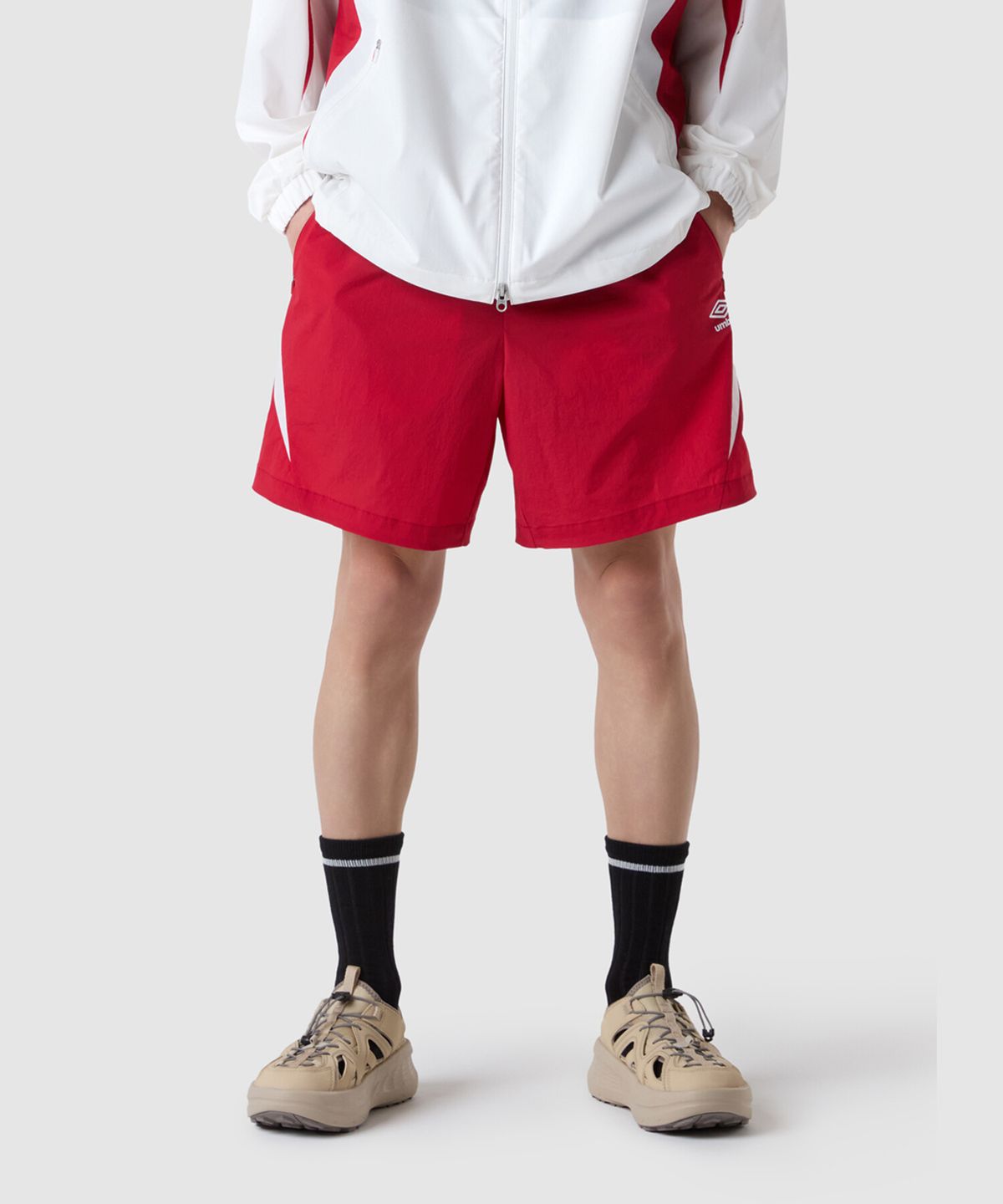 엄브로(UMBRO) 더블컷 4부 반바지 레드(UQ223SHP53)